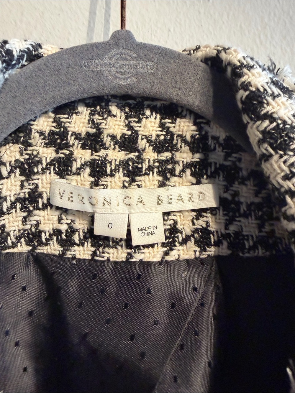 Veronica Beard Black & White Houndstooth Double-Breasted Tweed Blazer - Picture 6 of 6